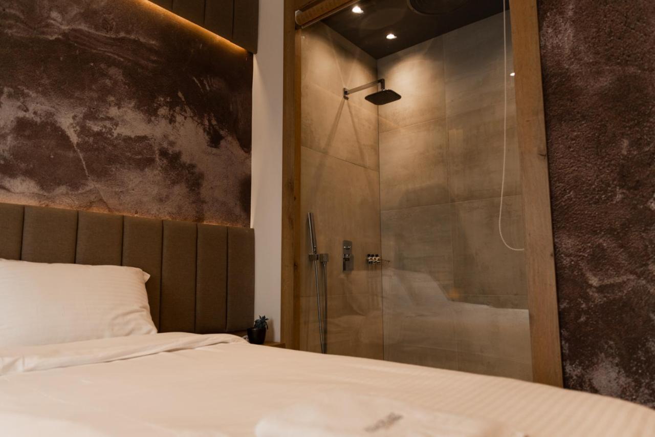 Lipjan Roadside Hotel מראה חיצוני תמונה