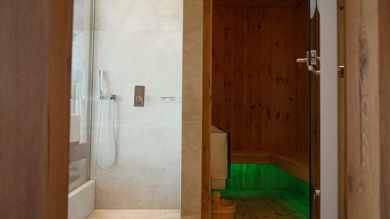 Lipjan Roadside Hotel מראה חיצוני תמונה